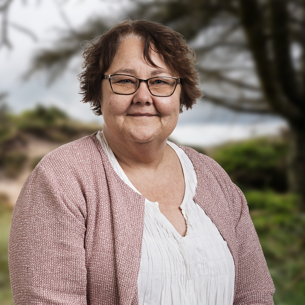 portraet DNM_natur_BG 1000 x 1000.jpg